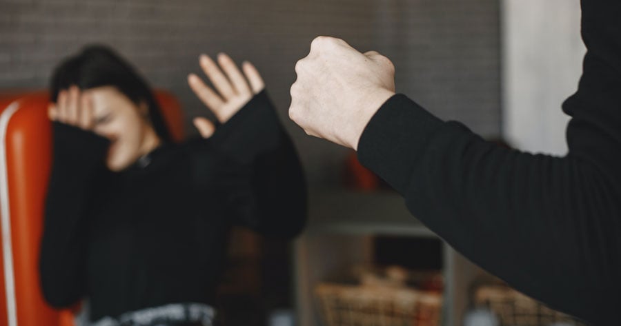 Shtetasi serb e rrahu gruan në lokal  e më pastaj edhe në hotel në Ohër