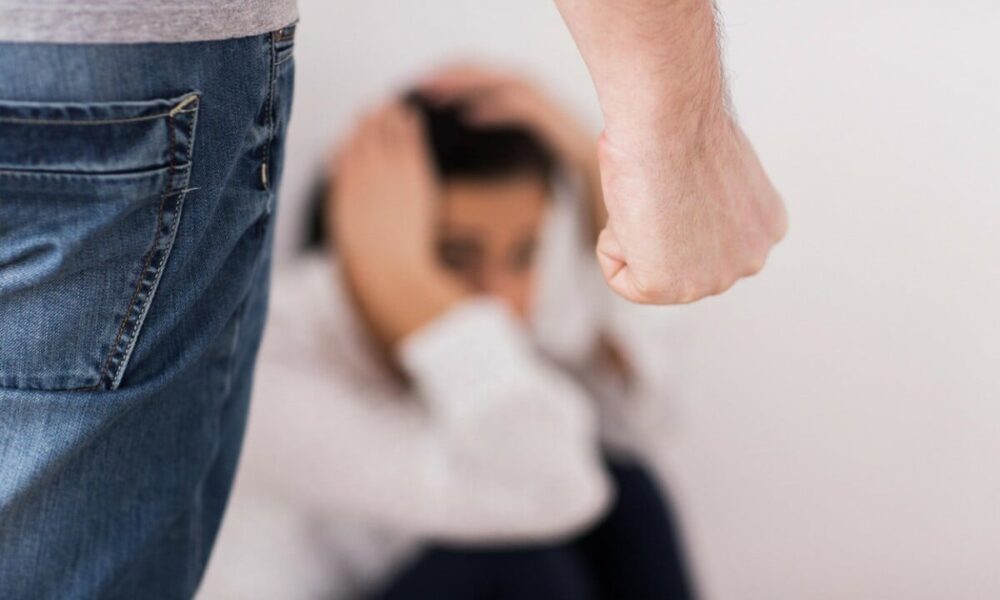 26 kallëzime penale për dhunë familjare dhe gjinore në dy javë