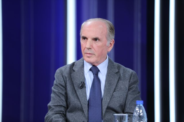 shembulli-i-intelektualit-ekzigjent-me-integritet-te-larte