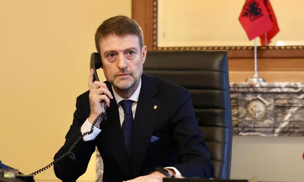 Kujdes  mund t u trazohen zorrët nga kjo deklaratë e diplomacisë shqiptare  