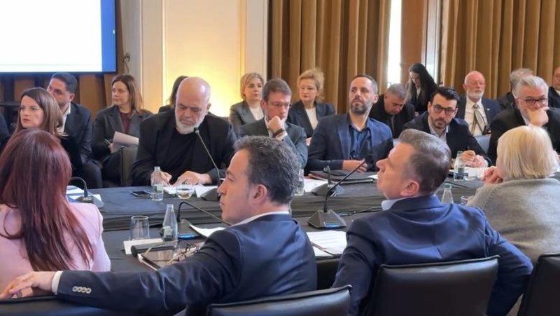  Punët e Shqipërisë  në kohë zhgënjimi e pashprese