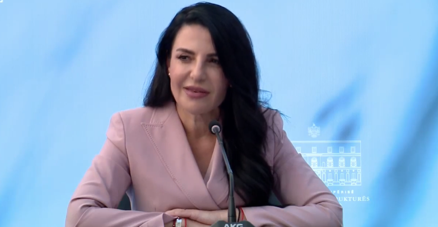 Balluku  Unë  drejtësia dhe 300 apartamentet 