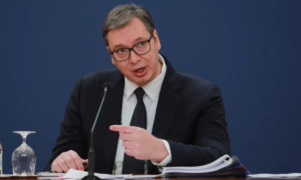 Dy marrëzira të freskëta nga Vuçiç 