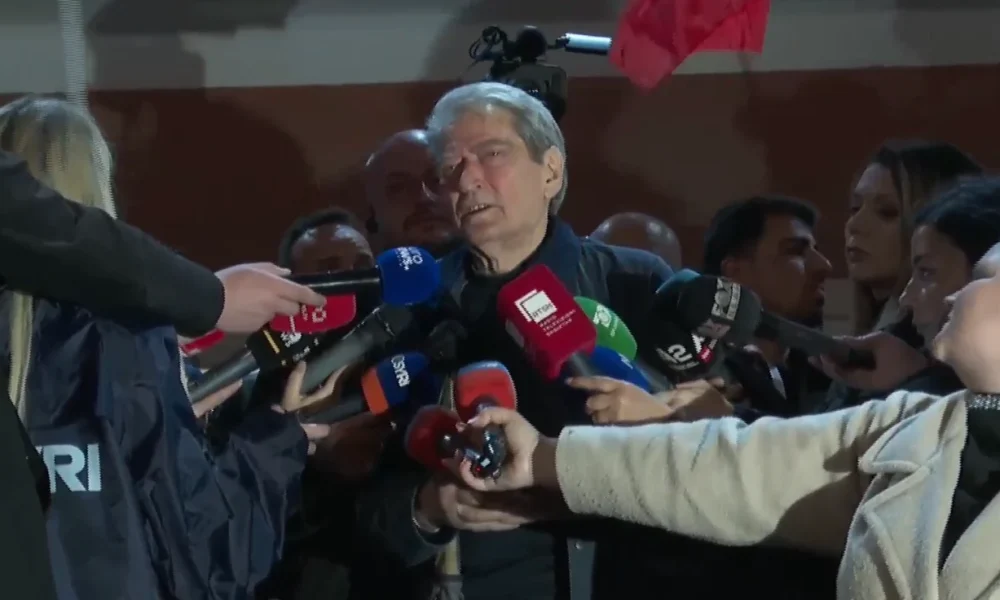 Berisha flet pas protestës  E tmerruat Edi Ramën  Të japë dorëheqjen ose do ta tërheqim siç nuk ia pret mendja