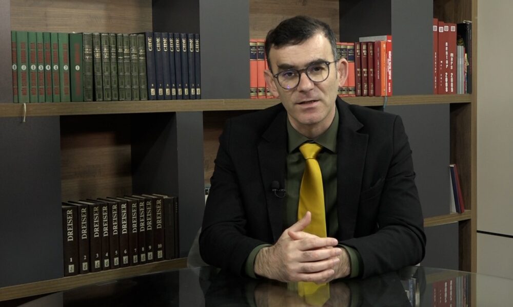 Dy bashkëkryetarë dhe e djathta  A e thyen VLEN traditën e partive sulltaniste 