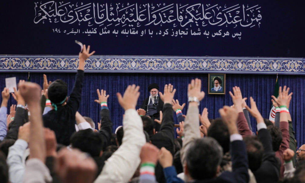 irani-hedh-poshte-pretendimet-per-vrasjen-e-khameneit