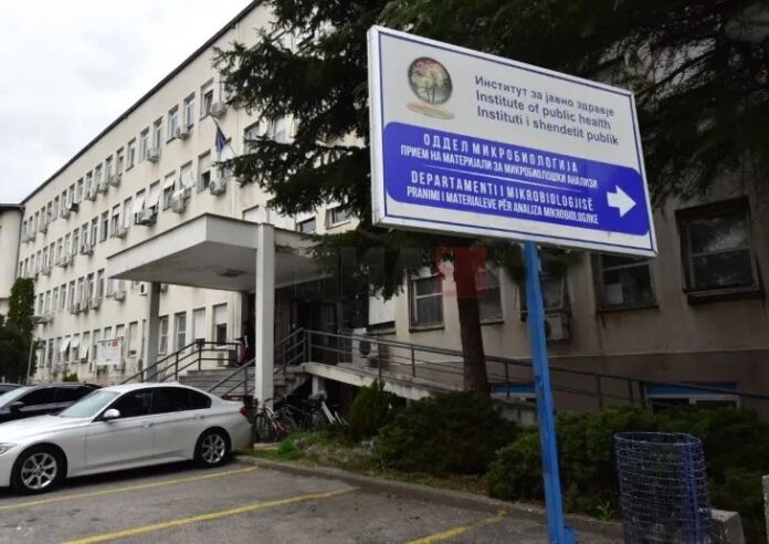 ishp-me-rekomandime-per-ramazan-hani-ushqim-te-shendetshem-dhe-pini-uje