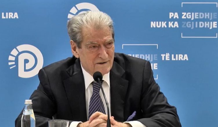 Protesta e PD  Berisha  Do jetë kryengritja më e madhe që ka njohur vendi 