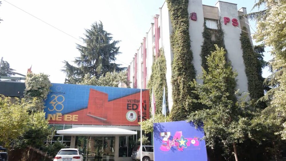 Kërleshjet e reja në PS  intriga pushteti përballë krizës së qytetarit