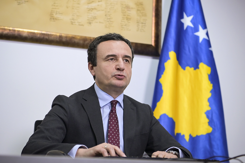 Albin Kurti sot feston ditëlindjen