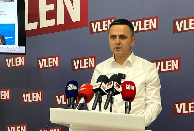 Kasami  Fetai dhe Limani  me vetëdëshirë jashtë VLEN it