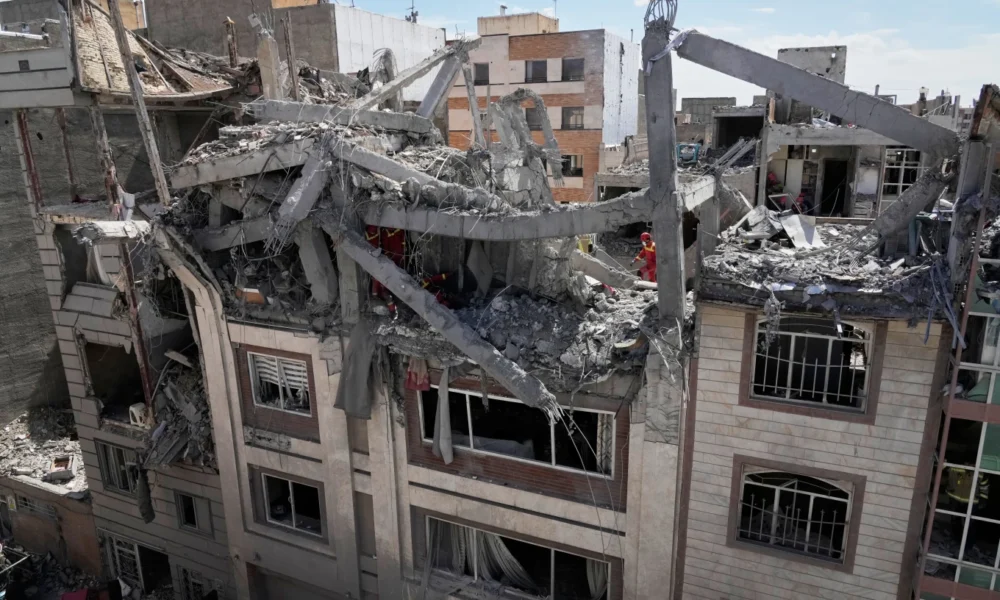 Fotot nga java e katërt e luftës  si u zgjerua fronti nga Teherani në Tel Aviv dhe Bejrut