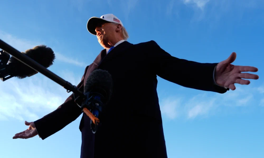 Dy javë luftë e kanë gjunjëzuar Trumpin 