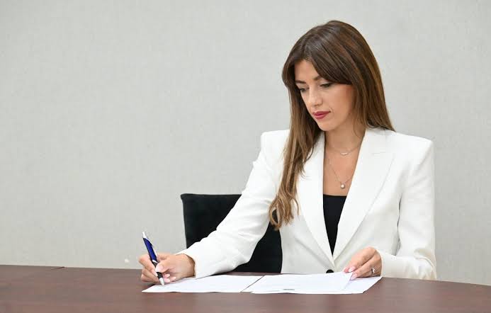 Albulena Haxhiu i drejtohet Gjykatës Kushtetuese  kërkon pezullimin e afatit për zgjedhjen e presidentit