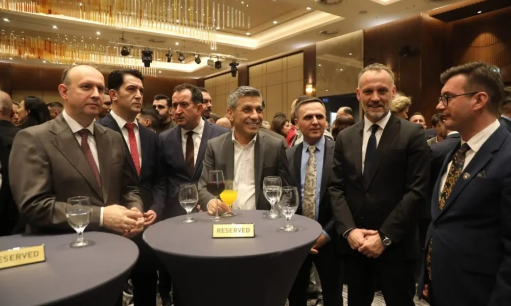 Në Prekaz nesër shkrihet koalicioni VLEN it në parti  arrihet dakordësi që të ketë dy kryetar  Izet Mexhitin dhe Bilall Kasamin