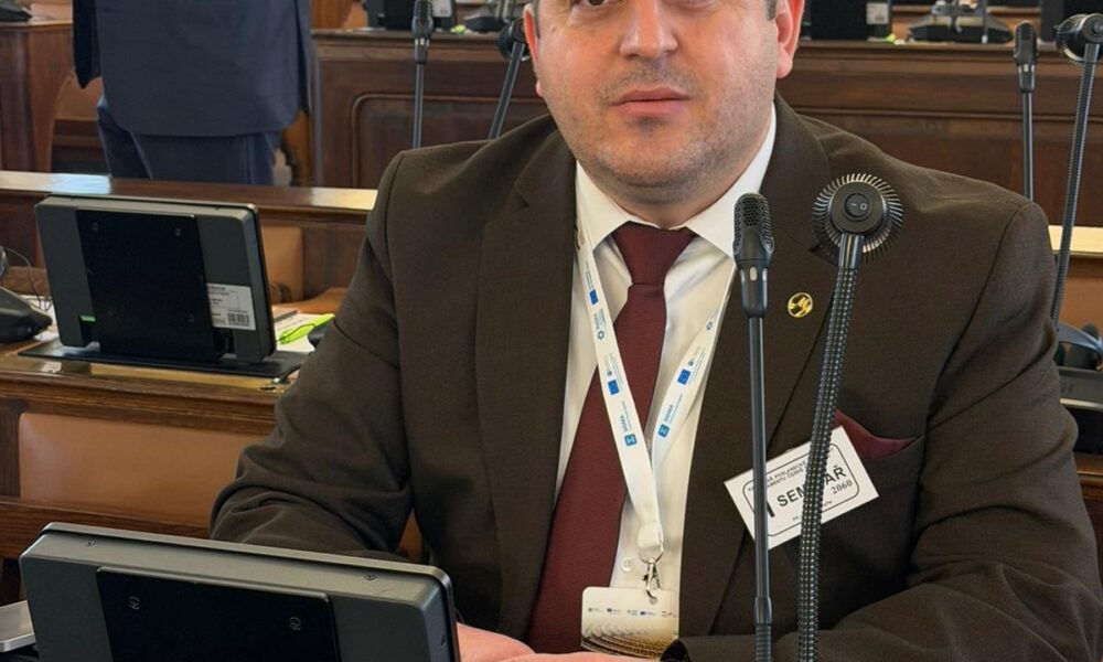 Hasim Murtezani përfaqëson Qeverinë e Maqedonisë së Veriut në Parlamentin e Çekisë