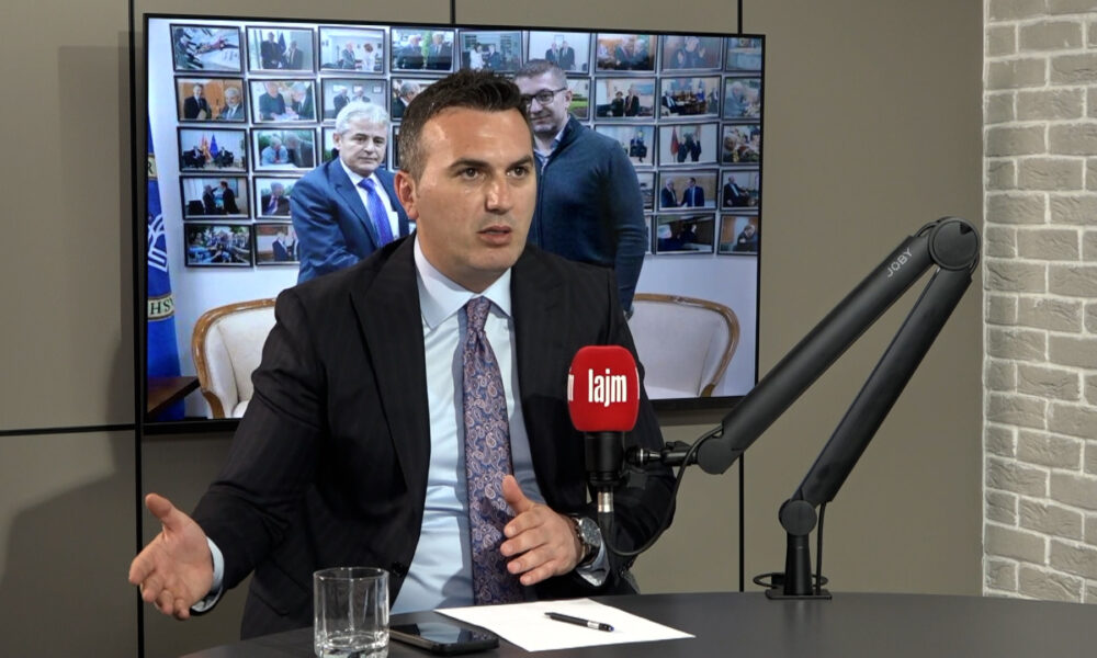 Ademi  Mund të takohen Mickoski Ahmeti  në takimin liderëve u bisedua për qeveri me Badenter