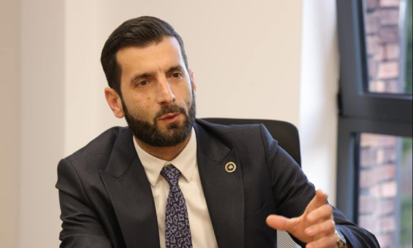 Demhasaj  Kurti është pazarxhija më i keq që ekziston