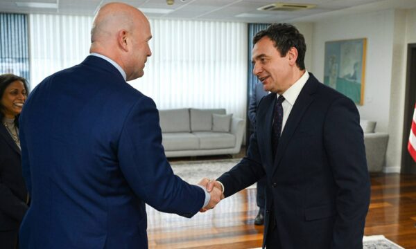 Kurti publikon pamje nga pritja që i bëri Ambasadorit Whitaker  Miqësia Kosovë  SHBA është dhe mbetet e fuqishme