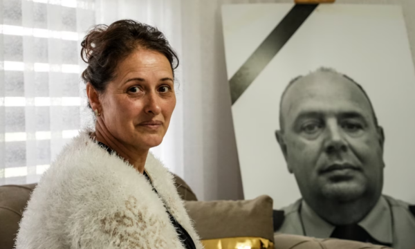  Për ne  ai ka qenë gjithmonë hero   Jeta e Afrim Bunjakut nga kujtimet e gruas së tij