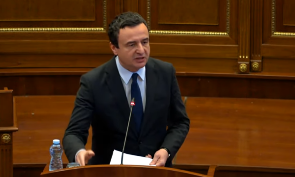 Ndryshimi i gjinisë  Kurti i përgjigjet Rrahmanit  Këto çështje nuk i takojnë familjes