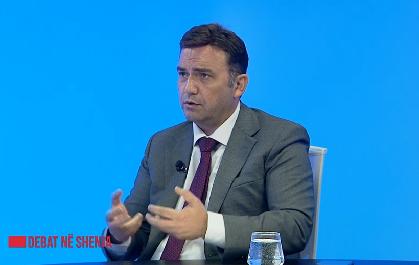  Shqiptarët pa portier   Osmani numëron tre arsyet se përse maqedonasit mendojnë se tani mund të rrëzojnë themelet e shtetit