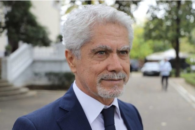 Ina Rama dhe Olsi Dado ose përdhosja e republikës