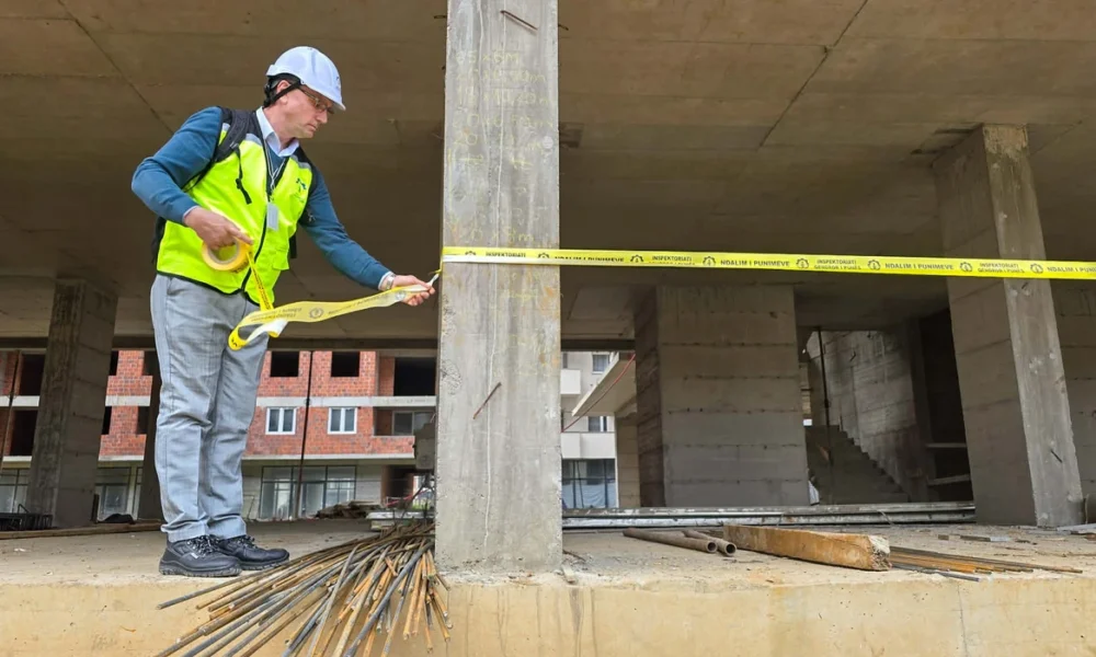 Inspektorati i Punës zhvillon aksion në gjithë Kosovën  13 ndalime dhe 28 masa për parregullsi