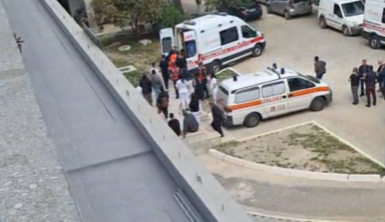 Mbetën të plagosur nga shpërthimi i lëndës plasëse  ja si paraqitet gjendja e dy të rinjve