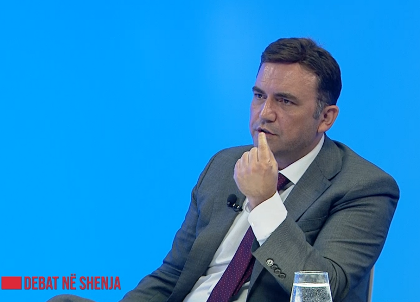  I kanë shpallur luftë gjuhës shqipe   Osmani  Kjo nuk do zgjasë shumë  shqiptarët janë zgjuar