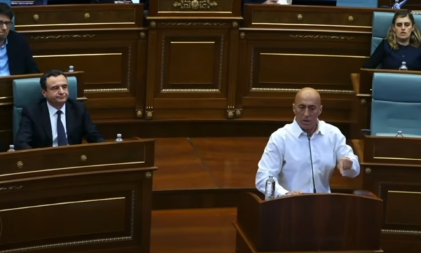 Haradinaj e publikon videon e përplasjes me Kurtin  Gërvallën e Haxhiun  Ky paguan zagarë për të fyer shqiptarët
