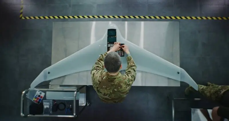 Serbia vazhdon të furnizojë sionistët me armë