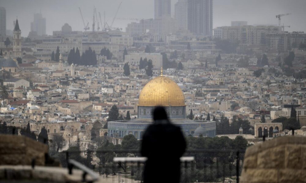 Doktrina e çmendur e shembjes së Al Aksasë  si është ngjizur  nga kush ushqehet 