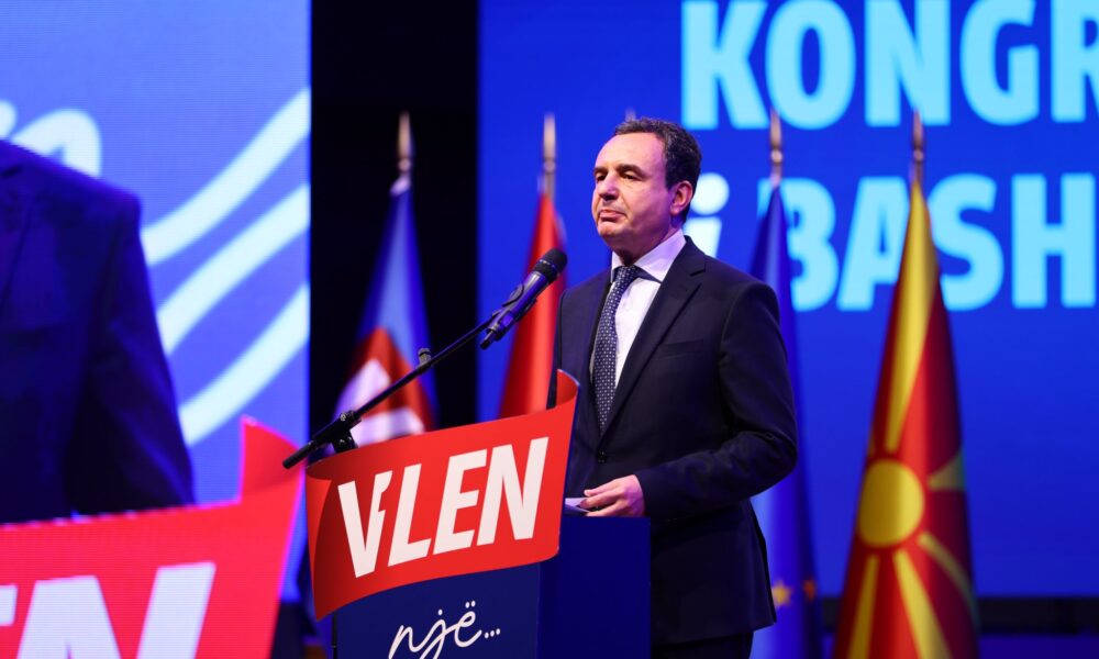 kurti-shkruan-per-kongresin-e-vlen-it-pese-subjekte-u-shkrine-ne-nje-e-pazakonshme-per-rajonin-tone
