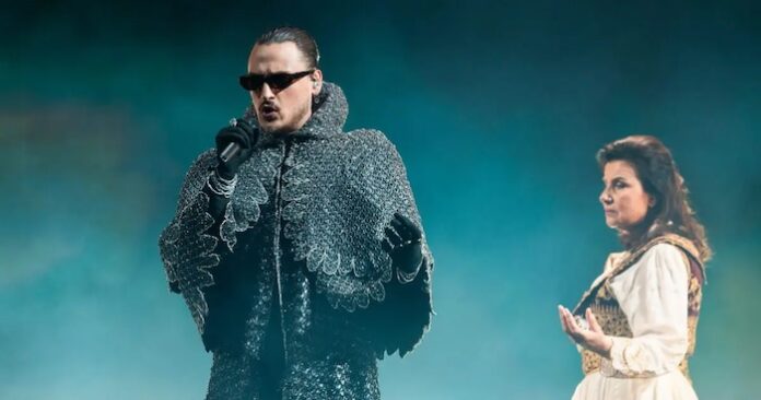finalja-e-eurovisionit-alis-do-te-performoje-sonte-i-pesti-me-nan-ja-si-te-votoni