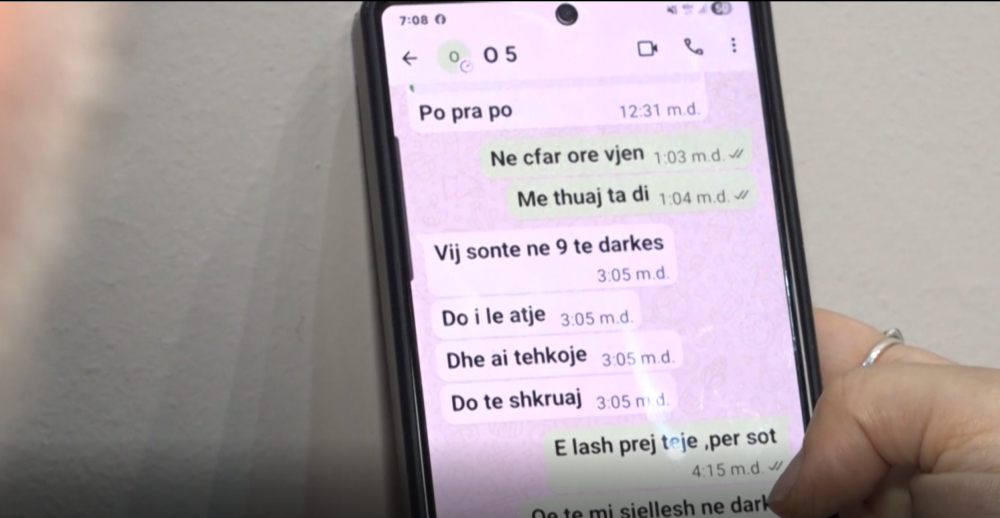 Hiqej si punonjëse tatimesh  merr 14 mijë euro për shtëpi të bllokuar në bankë 