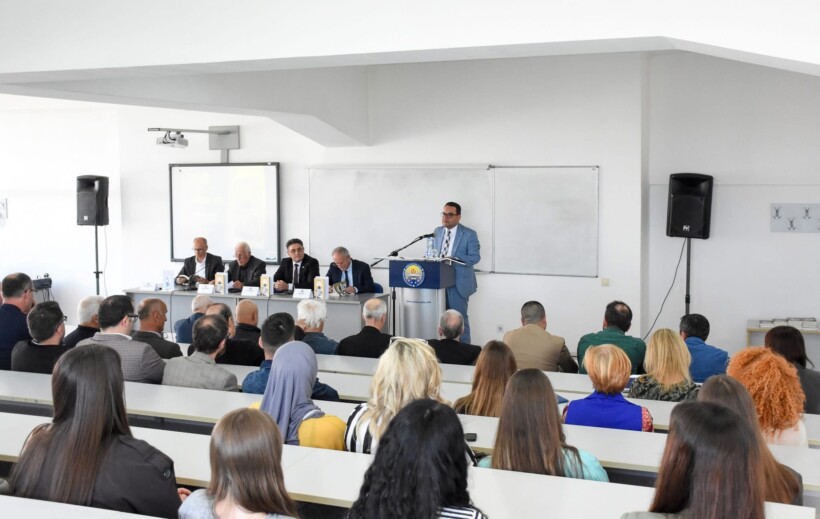 ne-fakultetin-filozofik-te-universitetit-te-tetoves-u-promovua-libri-vite-te-pergjimeve-i-autorit-muhamed-halili