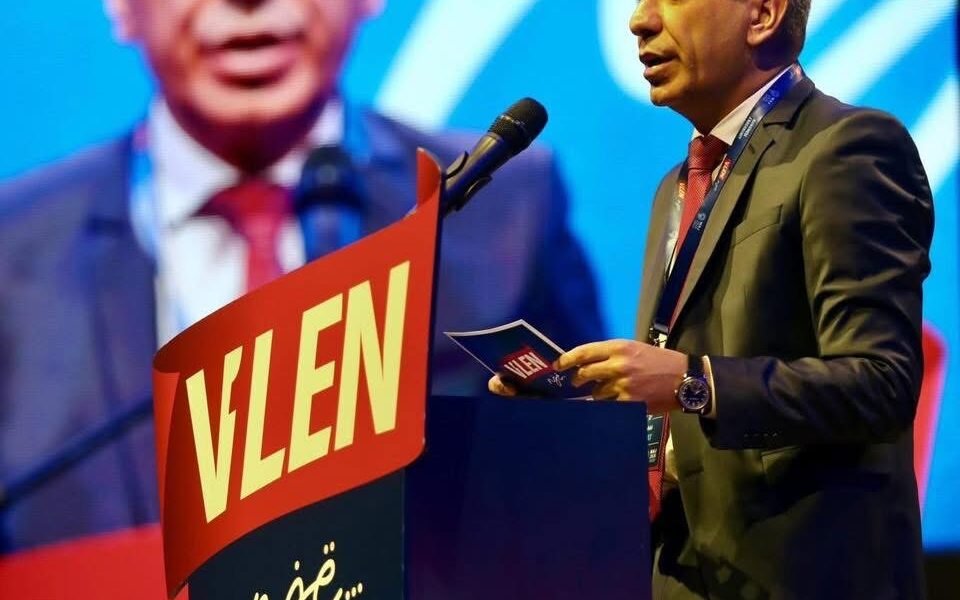 Mexhiti  Po godasim industrinë e bixhozit