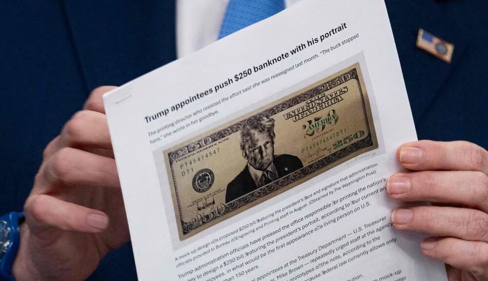 Trump kërkon që fytyra e tij të vendoset në kartëmonedhën 250 dollarëshe