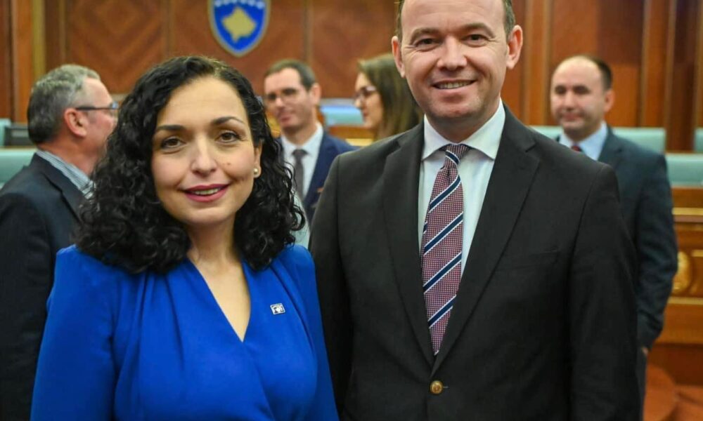 Faton Peci për Vjosa Osmanin  Kam pasur dëshirë që edhe ajo me qenë pjesë e këtij rrugëtimi