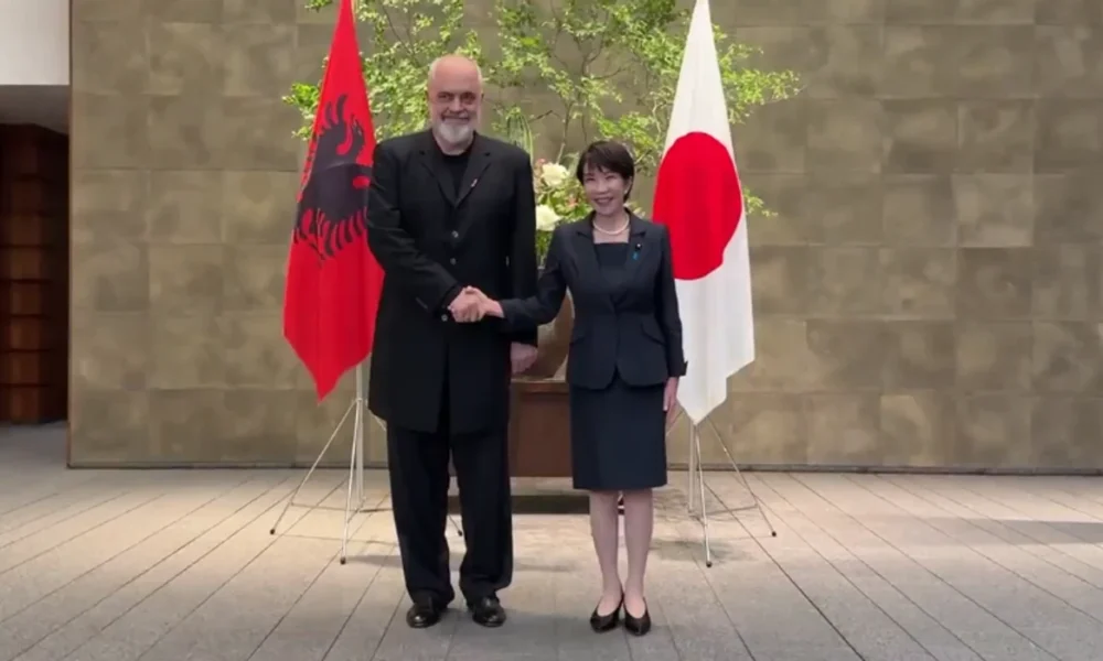 Kryeministrja e Japonisë  Mbështesim fuqishëm anëtarësimin e Shqipërisë në BE