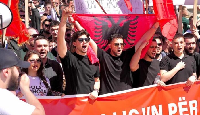 Pas dy protestave  studentët shqiptarë po përgatisin hapin e radhës