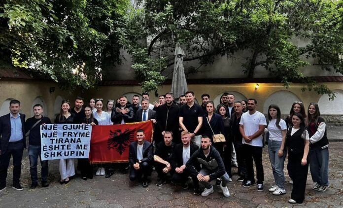 Meidani  Ndalimi dhe intimidimi i studentëve shqiptarë prek frymën europiane të rajonit