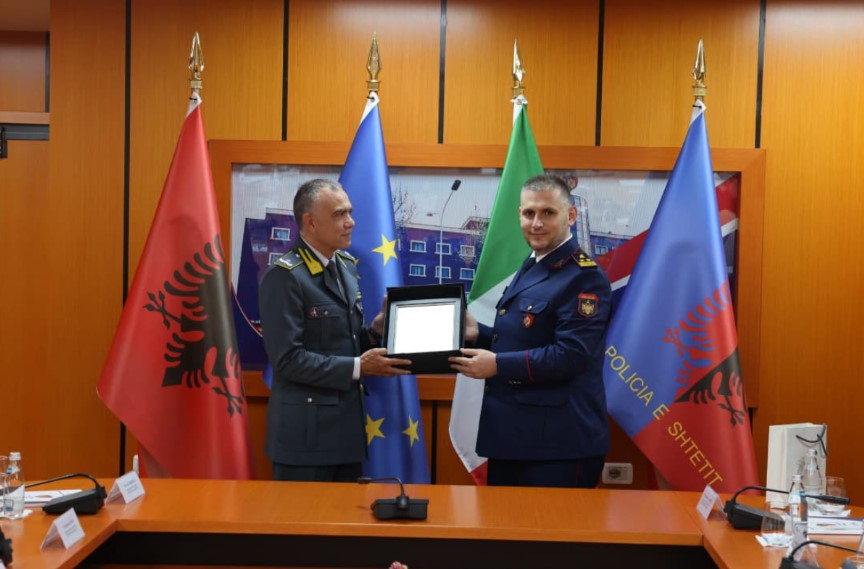 Monitorim nga ajri për kultivimin e drogës  Policia nis fushatën me Guardia di Finanza