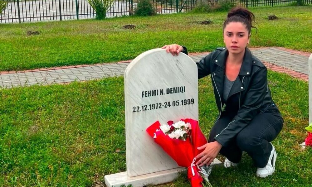  S e dëgjova zërin tënd   vajza e dëshmorit Fehmi Demiqi me fjalë prekëse në përvjetorin e rënies së tij