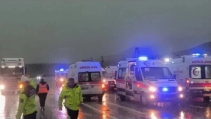 aksident-i-rende-ne-turqi-permbyset-autobusi-raportohet-per-viktima-dhe-te-plagosur
