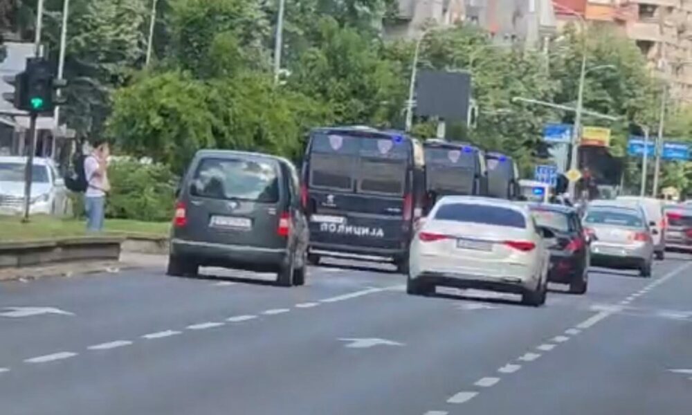 Incidenti në protestën studentore  Të rinjë lihen të lirë  rasti mbyllet si  rrahje 