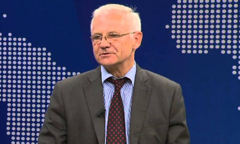 Ish ambasadori Bimo  Shqipëria të vendosë çështjen shqiptare mbi integrimin europian