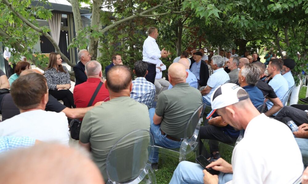 Rama takon fermerët e Vushtrrisë  S do të ketë më politika që dëmtojnë produktet vendore
