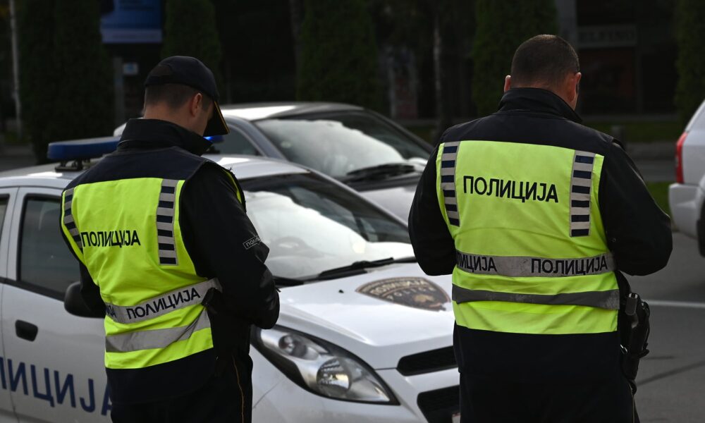 refuzojne-kontollin-policor-arrestohen-2-persona
